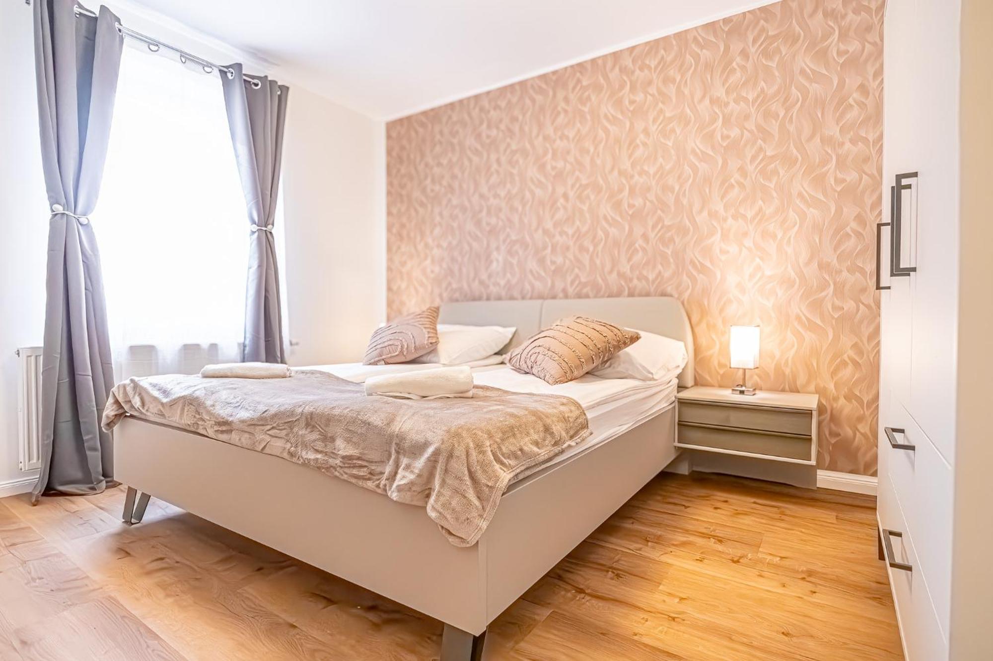 Charming 1Br And 1Lr Apt Modern Design Donaustadt Bécs Kültér fotó