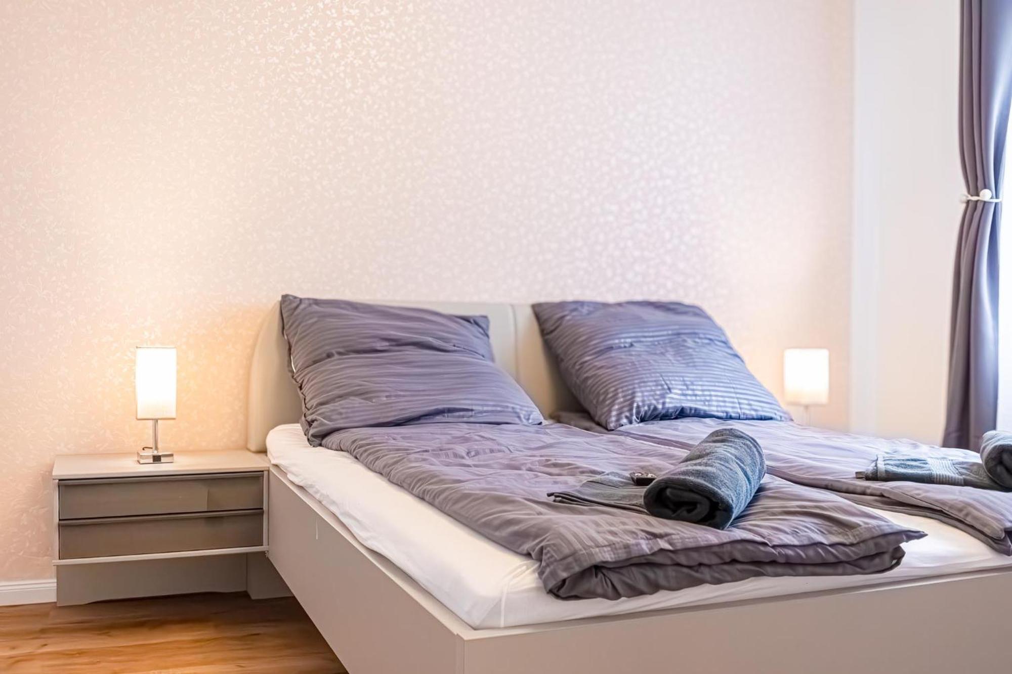 Charming 1Br And 1Lr Apt Modern Design Donaustadt Bécs Kültér fotó