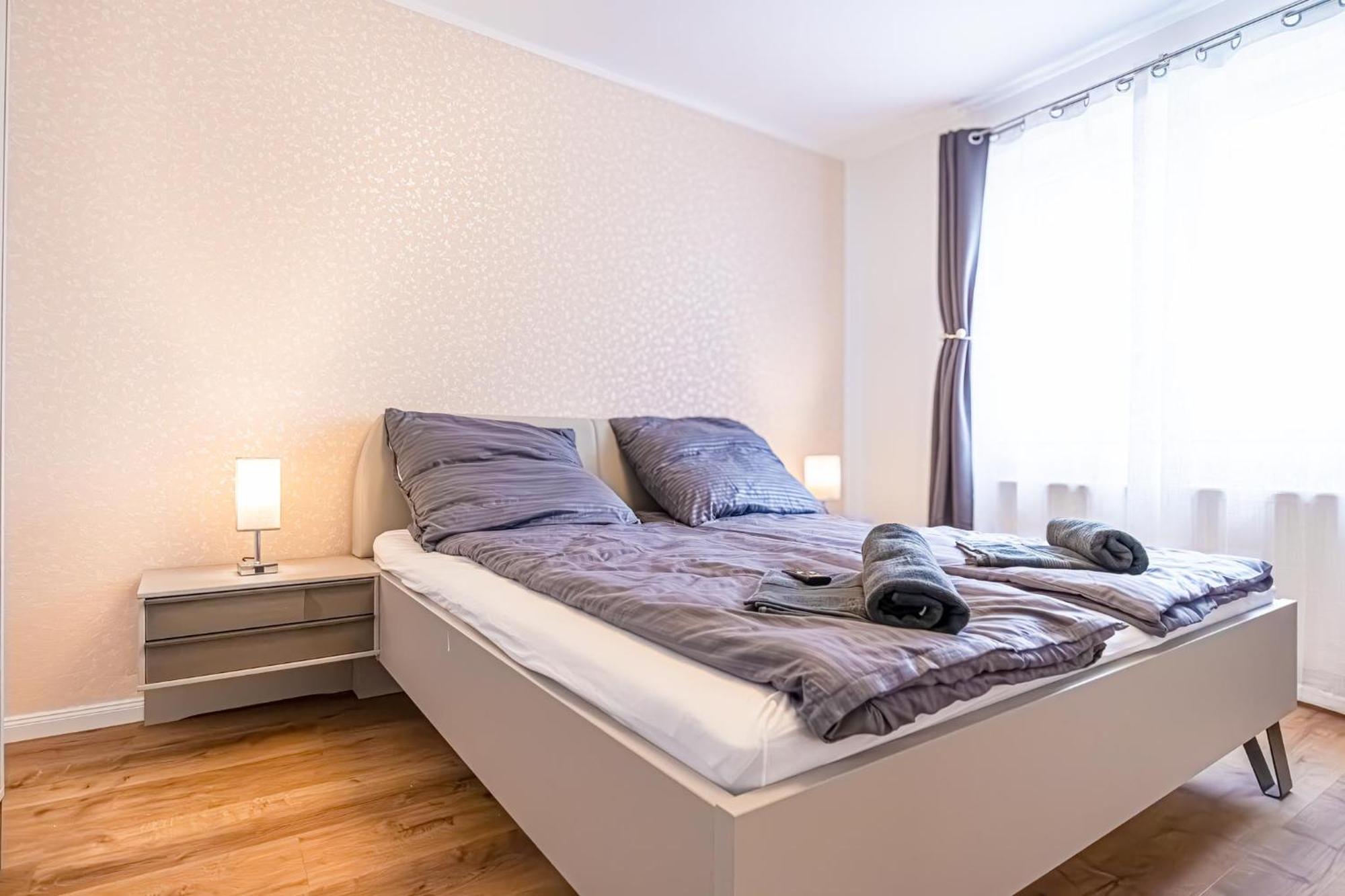 Charming 1Br And 1Lr Apt Modern Design Donaustadt Bécs Kültér fotó