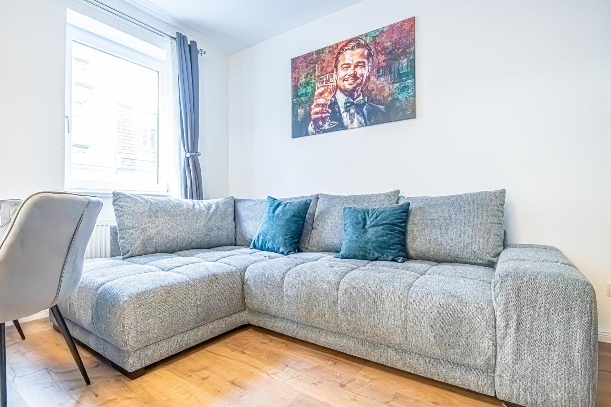 Charming 1Br And 1Lr Apt Modern Design Donaustadt Bécs Kültér fotó