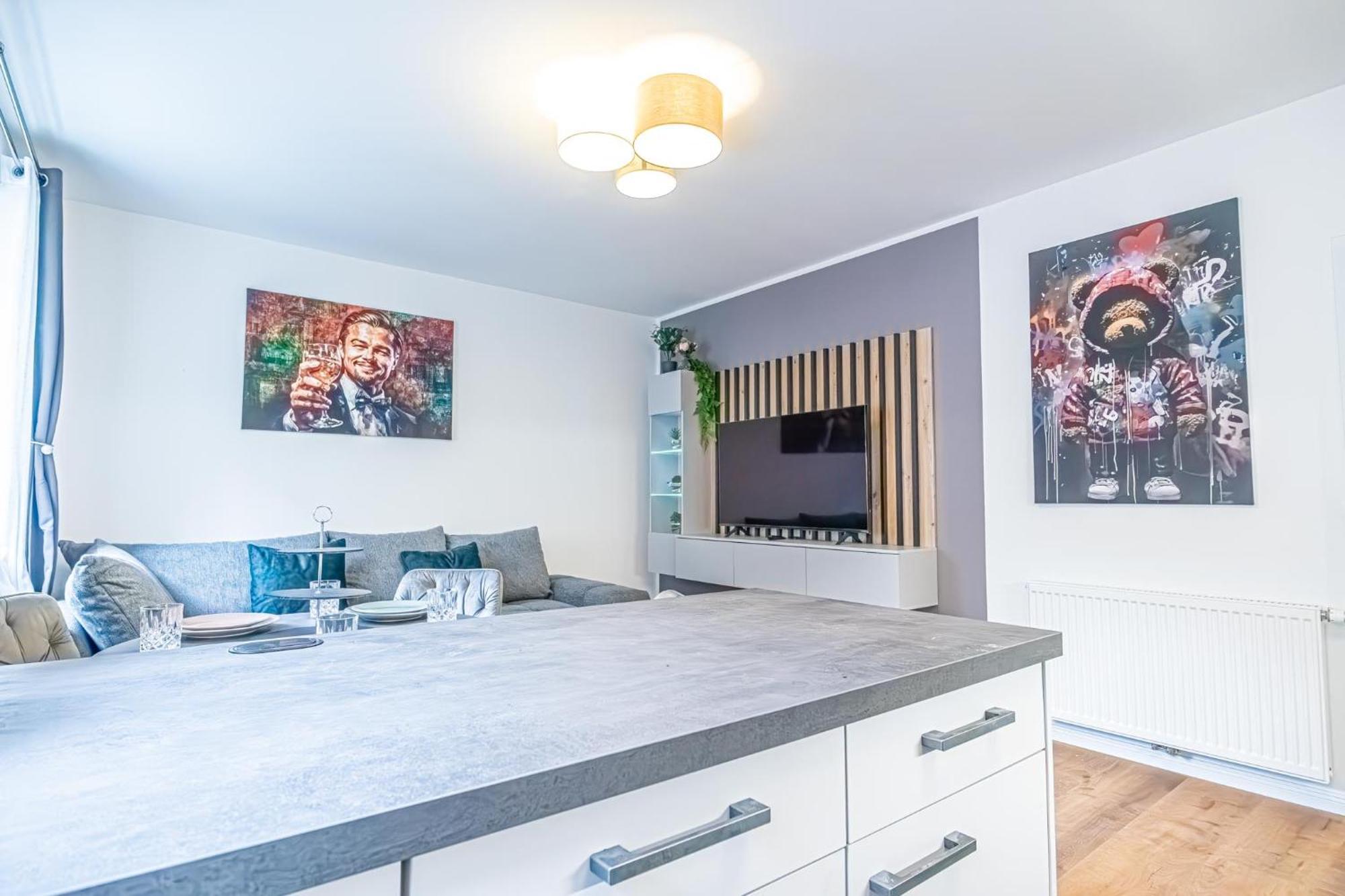 Charming 1Br And 1Lr Apt Modern Design Donaustadt Bécs Kültér fotó