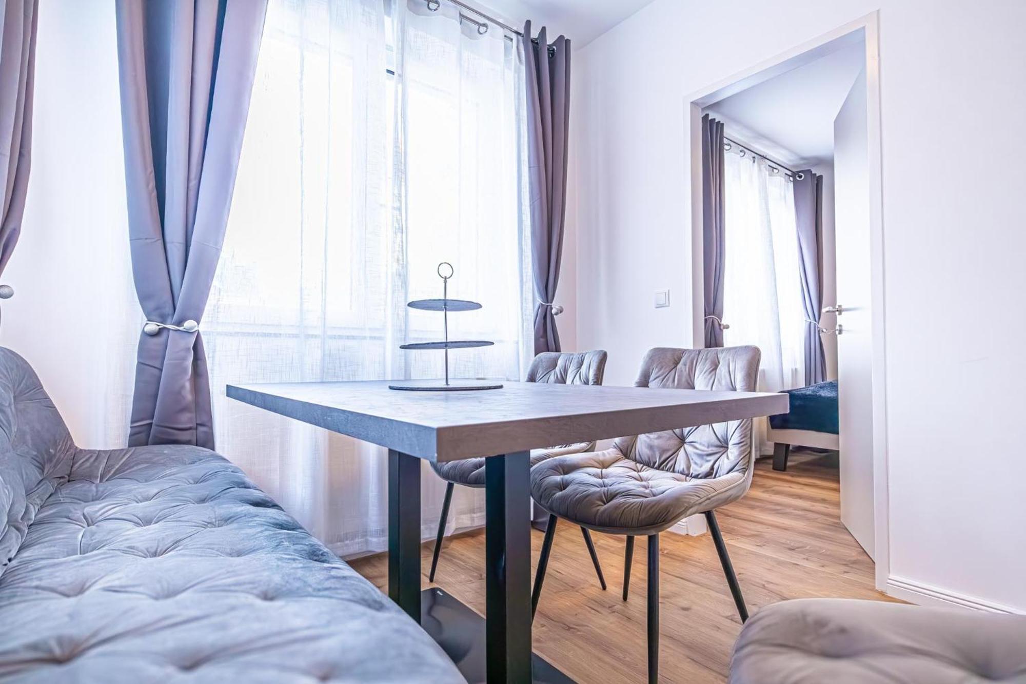 Charming 1Br And 1Lr Apt Modern Design Donaustadt Bécs Kültér fotó